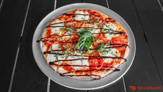 Margherita Pizza.
